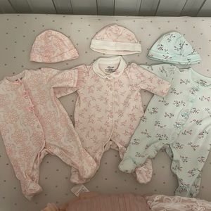 Girl Newborn sleeper footsies